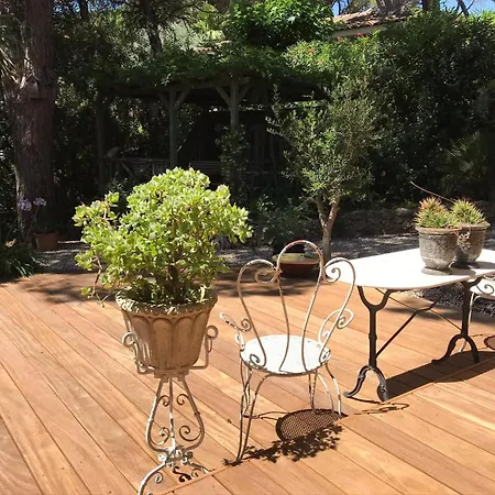 Chalet In Provence Near The Beaches Of Pampelonne Grimaud